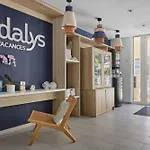 Hotel apartamentowy Odalys Et Les Canissons Cavalaire-sur-Mer