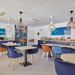Apart-hotel Odalys Et Les Canissons 4*