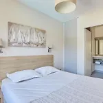Odalys Et Les Canissons Apart-hotel Cavalaire-sur-Mer