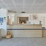 Hotel apartamentowy Odalys Et Les Canissons Cavalaire-sur-Mer