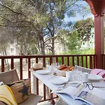 Odalys Et Les Canissons Hotel apartamentowy 4*