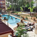 Odalys Et Les Canissons Apart-hotel Cavalaire-sur-Mer