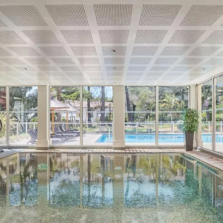 Odalys Et Les Canissons Hotel apartamentowy 4*