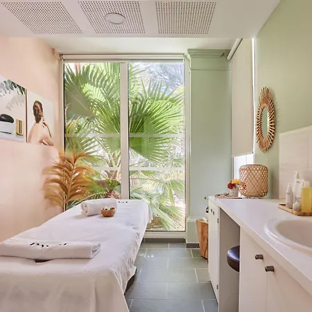 Apartmanhotel Odalys Et Les Canissons 4*