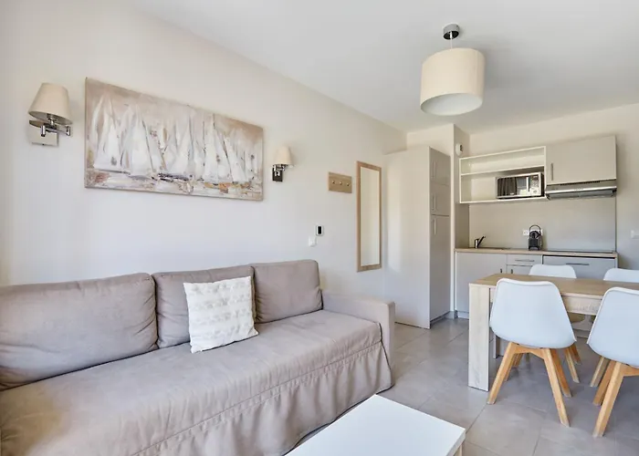 Odalys Résidence Et Les Canissons