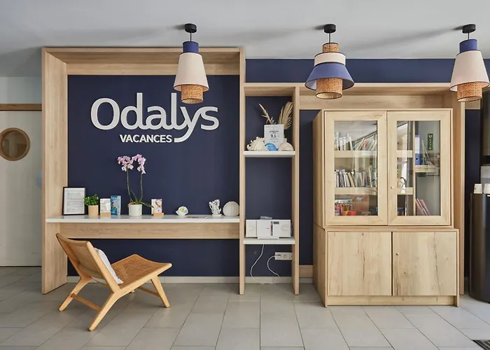 Odalys Et Les Canissons 4* Cavalaire-sur-Mer