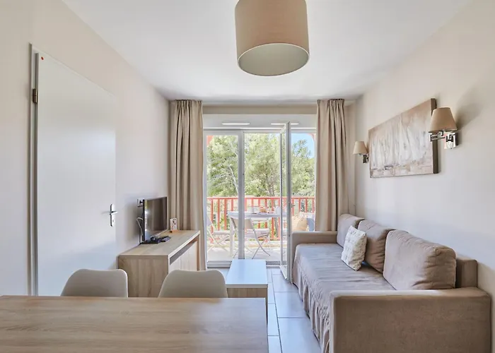 Odalys Résidence Et Les Canissons 4* Cavalaire-sur-Mer