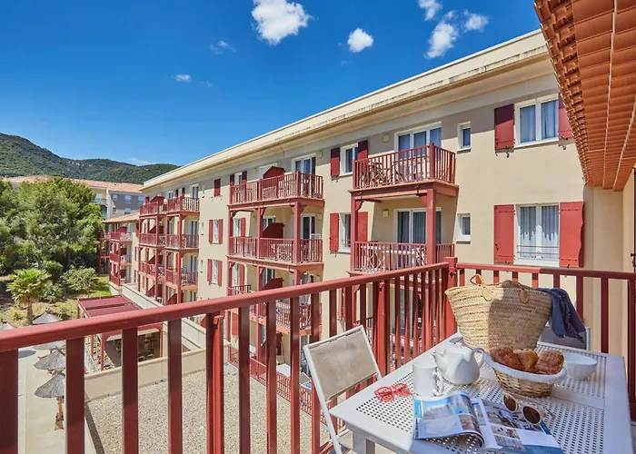 Odalys Résidence Et Les Canissons Cavalaire-sur-Mer