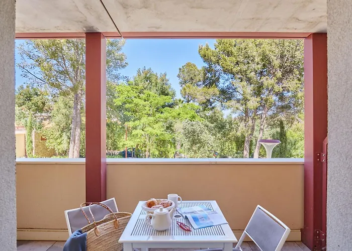 Odalys Résidence Et Les Canissons Apartahotel