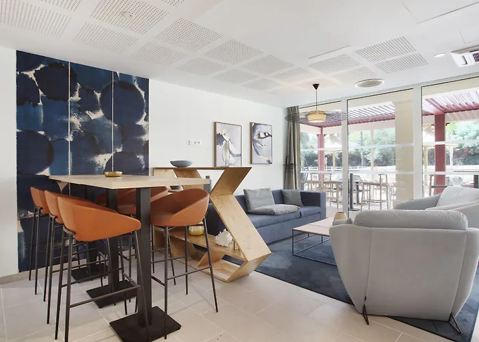 Odalys Résidence Et Les Canissons Cavalaire-sur-Mer