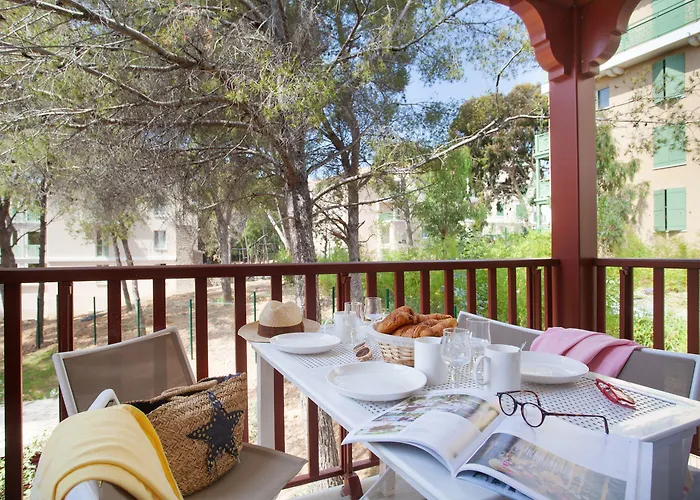 Odalys Résidence Et Les Canissons Apartahotel 4*