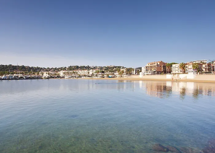 Odalys Résidence Et Les Canissons Cavalaire-sur-Mer