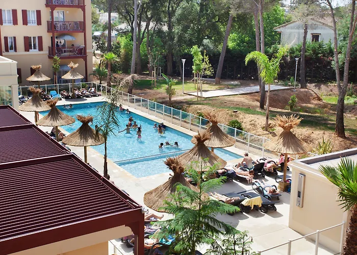 Odalys Résidence Et Les Canissons Apartahotel Cavalaire-sur-Mer